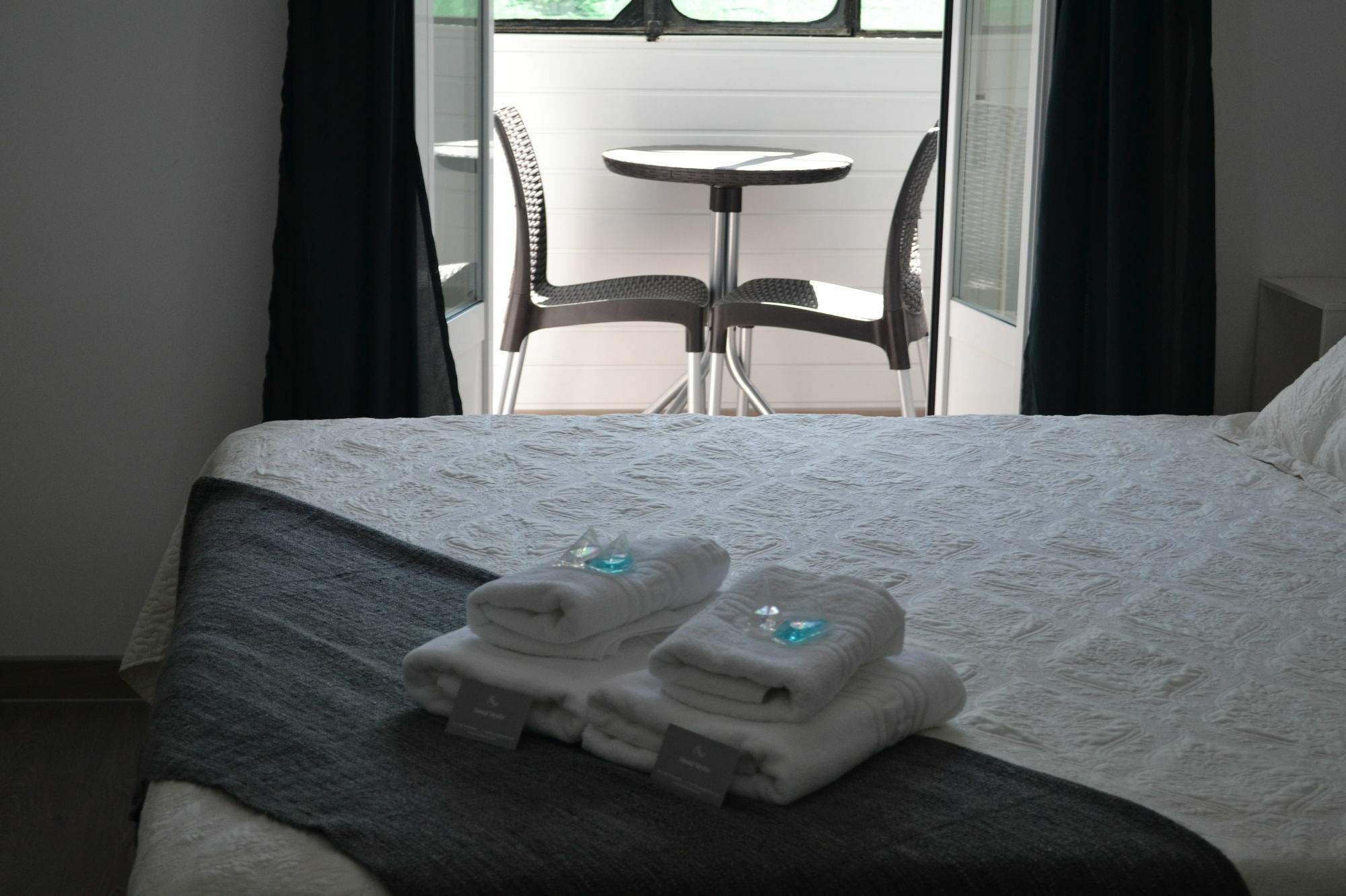 Hostal Meyra Madrid Luaran gambar